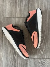 Używany, Nike FS Lite Run 3 ciemnoszare uniwersyteckie czerwone/różowe niskie trampki gimnastyczne US 6,5 na sprzedaż  PL