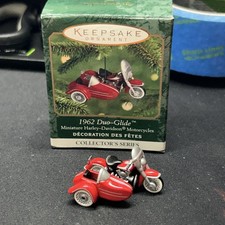 Usado, Ornamento Hallmark Harley Davidson 1962 Duo-Glide #2 miniatura lembrança  comprar usado  Enviando para Brazil