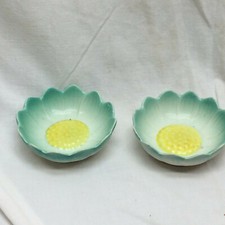 Vintage flower ceramic for sale  North Ridgeville