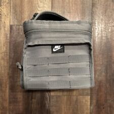 Bolsa tote de almoço Nike Futura Sportswear isolada forro PEVA cinza 9A2993-M19 comprar usado  Enviando para Brazil