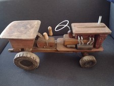 Jouet bois. tracteur d'occasion  Nantes-