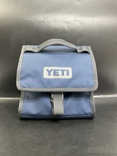 Lancheira Yeti Daytrip azul marinho comprar usado  Enviando para Brazil