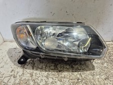 Dacia sandero headlight d'occasion  Expédié en Belgium