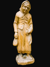 Holzfigur alte frau gebraucht kaufen  Nürnberg