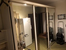 Kleiderschrank groß dreitüri gebraucht kaufen  Darmstadt