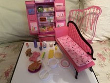 2008Barbie Glam Geladeira Side By Side, Espreguiçadeira, Divisória de Quarto, Cachorro/Tigela comprar usado  Enviando para Brazil