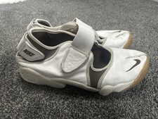 White classic nike for sale  LEEDS