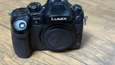 Panasonic LUMIX GH4 somente corpo sem bateria comprar usado  Enviando para Brazil