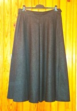 Jupe 100 laine d'occasion  Courcouronnes