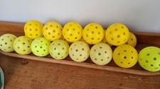 Pickleball balls for sale  TRING