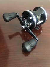 Carretel de pesca ABU GARCIA AMBASSADEUR 5600C4 ALTA VELOCIDADE LANÇAMENTO DE ISCAS NOVO 17 LB/150 YD comprar usado  Enviando para Brazil