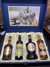 Set bottiglie liquore usato  San Felice a Cancello
