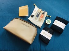 Amenity kit vistara gebraucht kaufen  Aachen