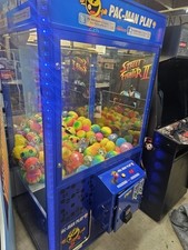 Arcade claw machine for sale  Farmington