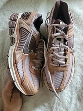 Nike Zoom Vomero 5 argila empoeirada masculino tamanho 11 comprar usado  Enviando para Brazil