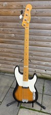 fender bass for sale fender bass for sale  HULL