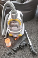 zanussi vacuum cleaner for sale  HULL