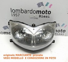 Faro fanale proiettore usato Faro fanale proiettore usato  Riesi