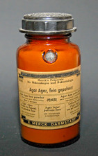 Contenitore vintage vetro usato Contenitore vintage vetro usato  Massa di Somma