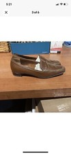 Women prada brown for sale  Chino Hills