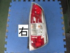Lanterna traseira direita TOYOTA Passo 2006 DBA-KGC10 81550B1010 [usada] [PA01150365] comprar usado  Enviando para Brazil