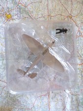 Avion beige faux d'occasion  Évrecy