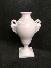 Grand vase pompadour d'occasion  Doué-la-Fontaine
