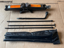 2005-2023 Nissan Frontier macaco de pneu e kit de ferramentas conjunto e estojo OEM, usado comprar usado  Enviando para Brazil