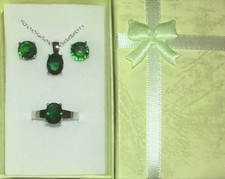 Gorgeous emerald green for sale  USA