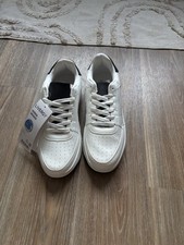 Sneaker schuhe 43 gebraucht kaufen Sneaker schuhe 43 gebraucht kaufen  Ebsdorfergrund