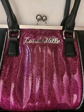 Lux ville kiss for sale  Hesperia
