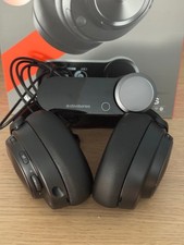 Steelseries arctis nova usato  Spedire a Italy