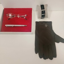 Lote Bulova: armação de óculos de titânio, luvas de joias, caneta, pulseira nova quatro peças comprar usado  Enviando para Brazil