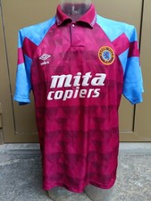 Aston villa 1990 usato Aston villa 1990 usato  Italia