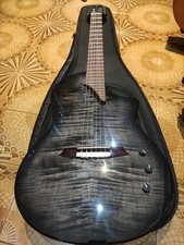 Chitarra classica elettrificat usato  Ferrara
