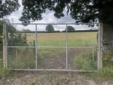 Iae deer gates for sale  GLOUCESTER