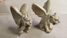 Coppia gargoyle tipici usato  Grumello Cremonese Ed Uniti