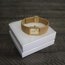 Citizen Noblia Cal 2710 relógio clássico com nova bateria em estojo de transporte/exibição comprar usado Citizen Noblia Cal 2710 relógio clássico com nova bateria em estojo de transporte/exibição comprar usado  Enviando para Brazil