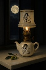 Charmante lampe pétrole d'occasion  Donzère