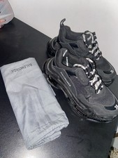 Balenciaga triple usato Balenciaga triple usato  Santa Maria Capua Vetere