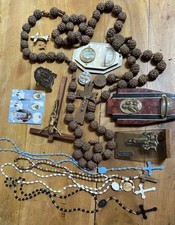 Lot objets religieux d'occasion  Theix