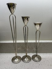 Elegante modernista alto usato  Spedire a Italy