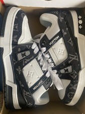 Louis vuitton women for sale Louis vuitton women for sale  DERBY