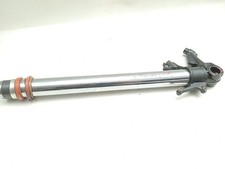 Stelo forcella sinistro usato Stelo forcella sinistro usato  Italia