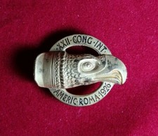 Spilla distintivo 1926 usato  Vigevano