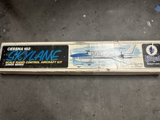 Royal cessna 182 d'occasion  Expédié en Belgium
