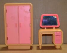 Armário e vaidade vintage 1977 Mattel Barbie móveis guarda-roupa comprar usado  Enviando para Brazil
