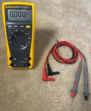 Multimetro fluke 179 usato  Spedire a Italy