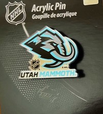 2025 UTAH MAMMOTH LAPELA PIN NHL HÓQUEI EDIÇÃO LIMITADA ESPELHO ACRÍLICO ENVIADO AGORA! comprar usado  Enviando para Brazil