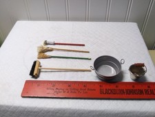 Usado, Conjunto de limpeza miniatura de esfregão, vassoura e balde para casa de bonecas comprar usado  Enviando para Brazil